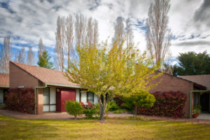 Kooronga Lodge is a 10 unit retirement village located in Orange and part of the Central West Region of the UPA of NSW, a leader in the aged care industry.
